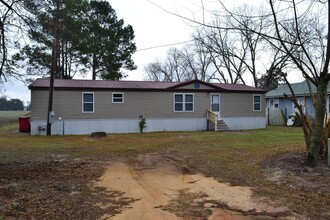 402 Cartertown Rd in Alma, GA - Building Photo - Building Photo