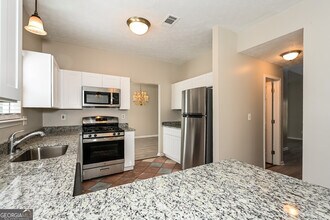 4969 Wedgewood Pl in Stone Mountain, GA - Building Photo - Building Photo