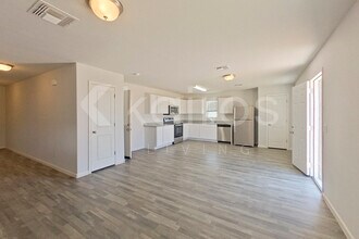 3612 Koval Dr in Kingman, AZ - Building Photo - Building Photo