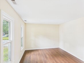 6219 Dorius Dr in Richmond, VA - Building Photo - Building Photo