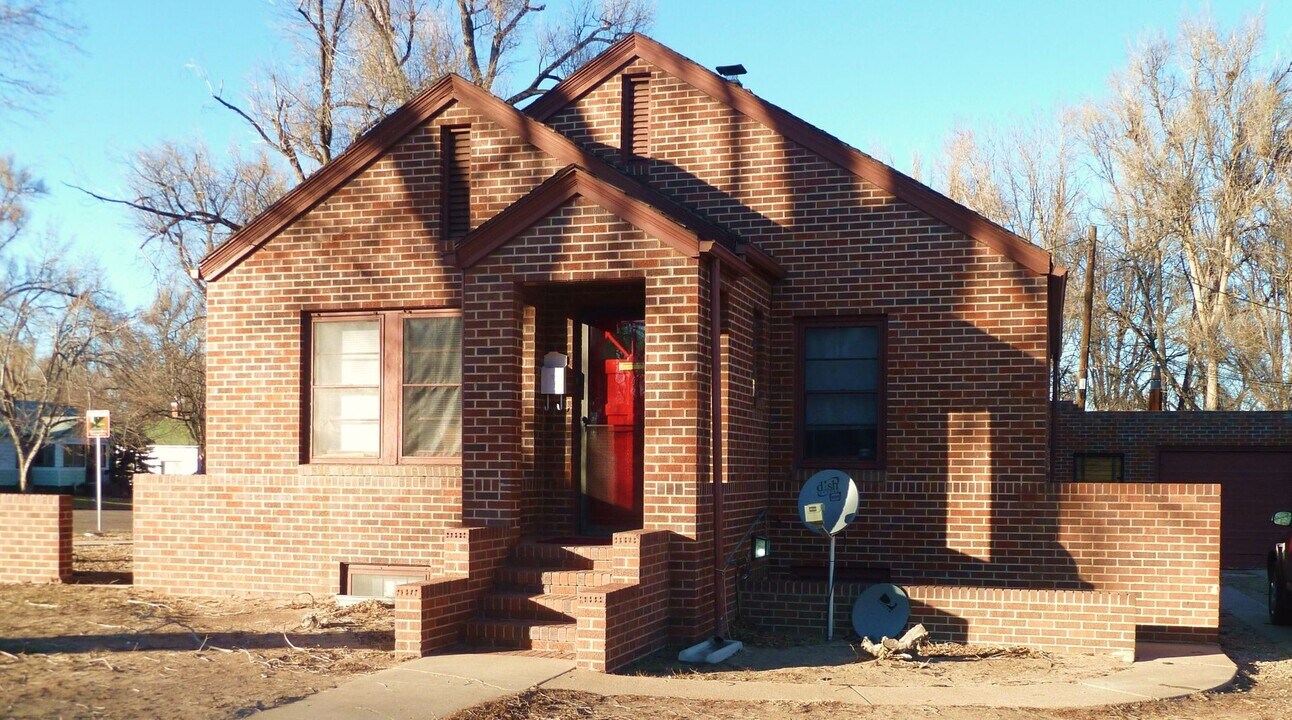 1429 13th St in Greeley, CO - Building Photo
