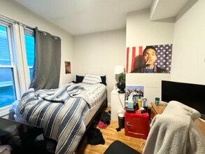 733 Parker St, Unit 2 in Boston, MA - Building Photo - Building Photo