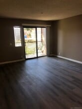 5995 Dandridge Ln in San Diego, CA - Building Photo - Building Photo