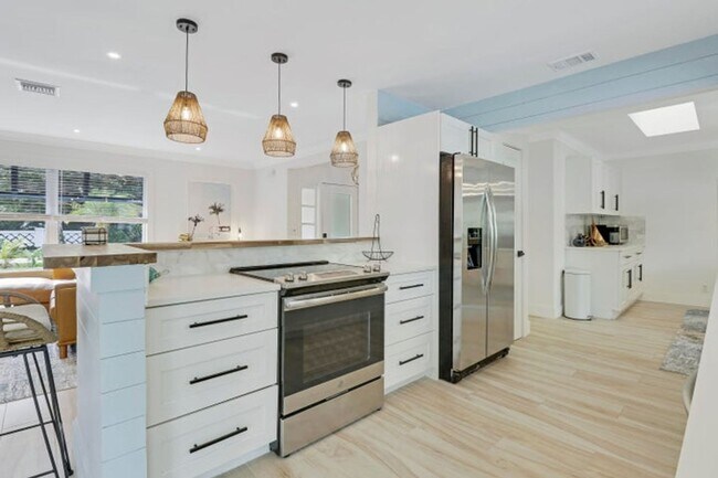 9 W Riverside Dr in Jupiter, FL - Building Photo - Building Photo