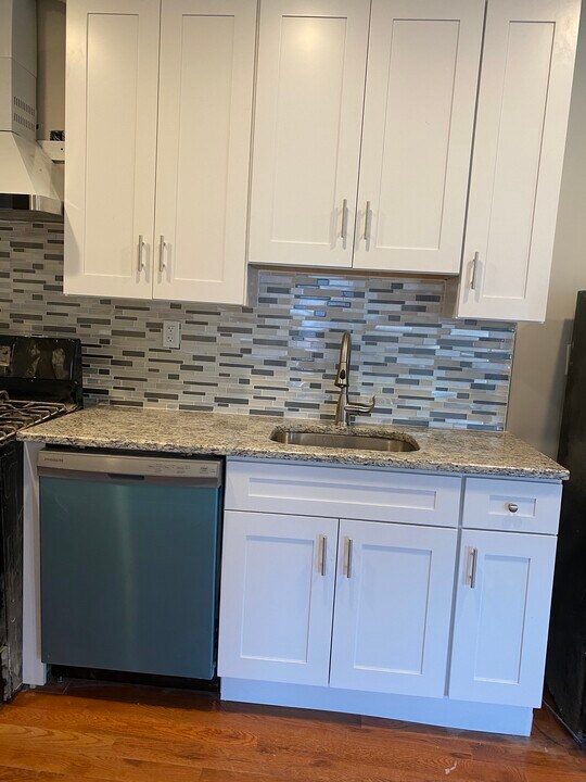 802 Christian St, Unit 2nd Floor Photo