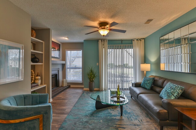 Haywood Pointe Apartments