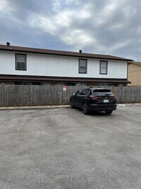 2017 Paisley Dr photo'