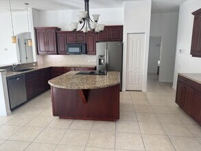 27107 Winged Elm Dr in Wesley Chapel, FL - Building Photo - Building Photo