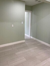 1403 Fairbanks St photo'
