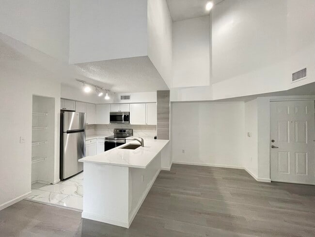 property at 7832 Sonoma Springs Cir