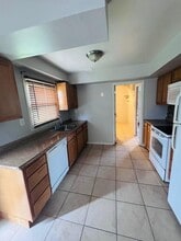 12 Ember Ln in Willingboro, NJ - Building Photo - Building Photo