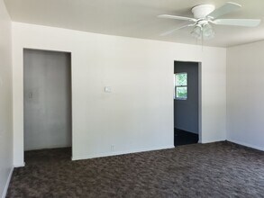 1219-1221 Joan Ave in Evansville, IN - Building Photo - Building Photo