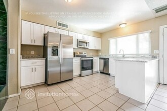 3105 N 59th Ave, Unit 56G in Phoenix, AZ - Foto de edificio - Building Photo