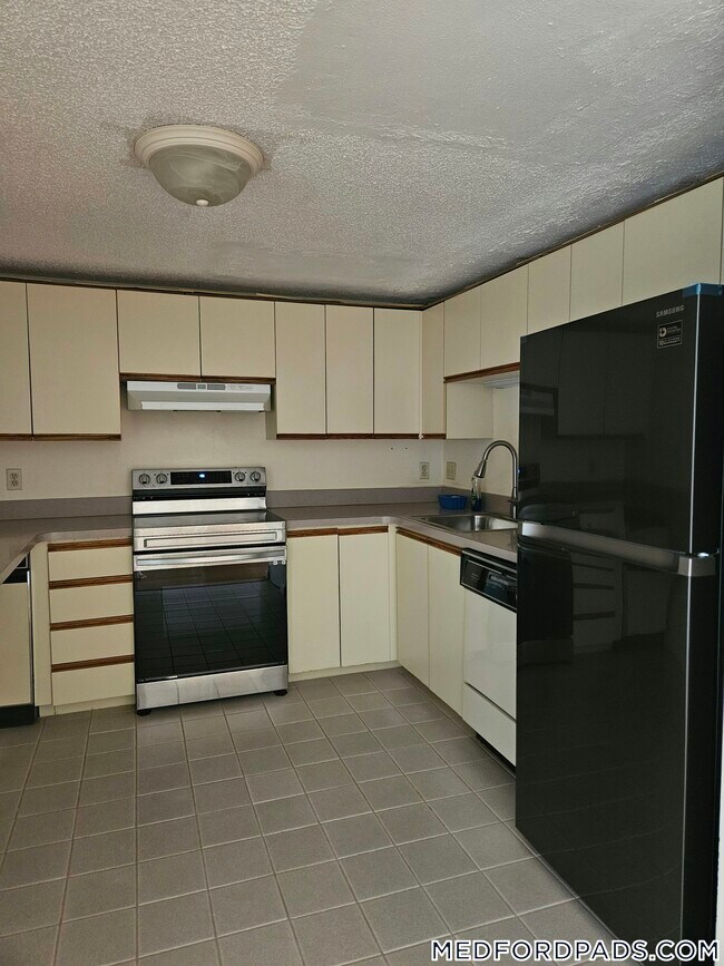 30 Revere Beach Pkwy