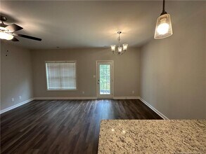 350 Bahama Loop in Fayetteville, NC - Building Photo - Building Photo