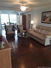 3482 NE Causeway Blvd in Jensen Beach, FL - Building Photo - Building Photo