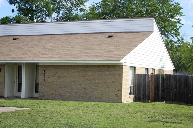 1419 Dexter Dr S in College Station, TX - Building Photo - Building Photo