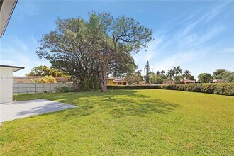 3296 NW 14th Terrace in Miami, FL - Building Photo - Building Photo