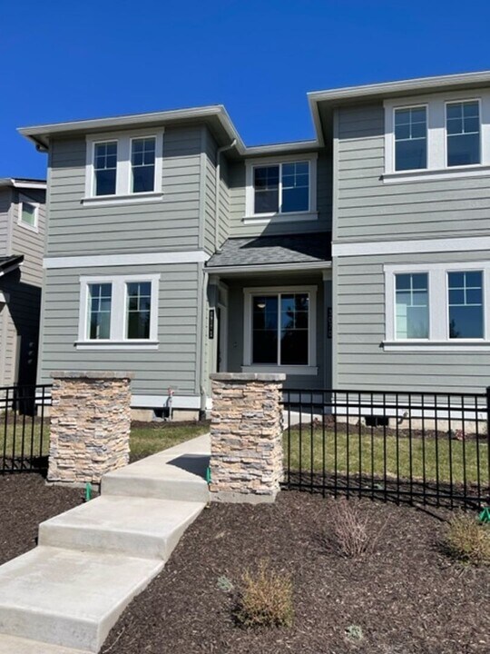 3070 NE Terreo Pl in Bend, OR - Building Photo