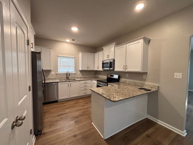 10147 Sterling Ridge Dr in Cordova, TN - Foto de edificio - Building Photo