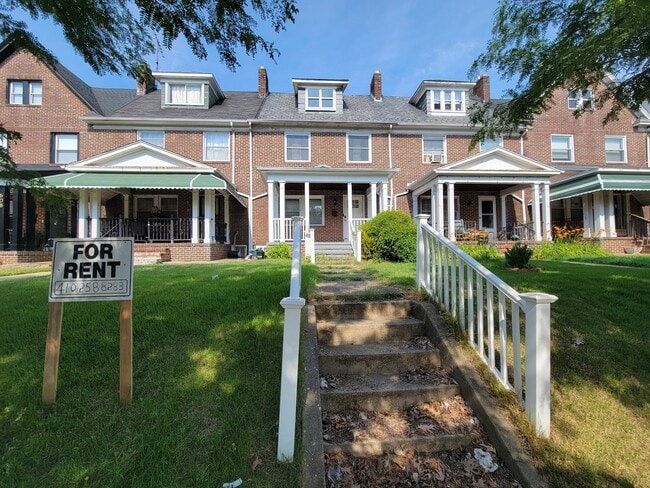 property at 612 Wildwood Pkwy