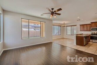 19193 E Swan Dr in Queen Creek, AZ - Foto de edificio - Building Photo