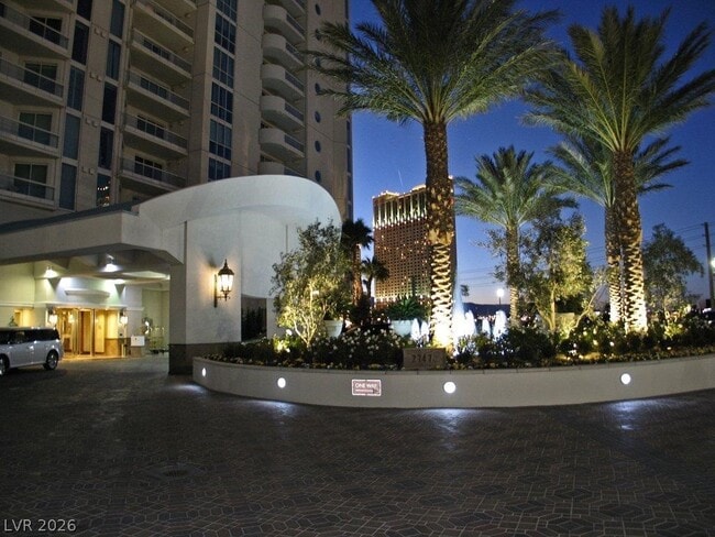 property at 2747 Paradise Rd