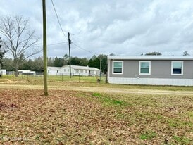 1273 Stonecypher Rd in Lucedale, MS - Building Photo