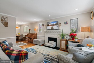 3903 Whispering Ln in Falls Church, VA - Building Photo - Building Photo