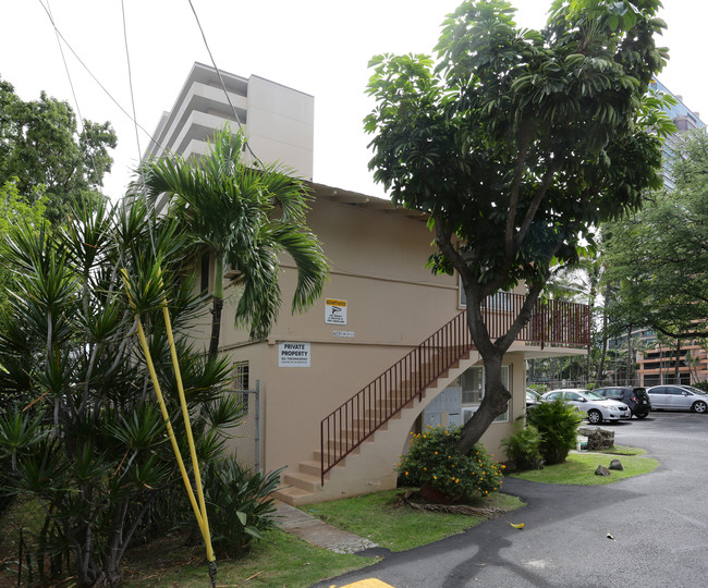 623 Pumehana St in Honolulu, HI - Foto de edificio - Building Photo