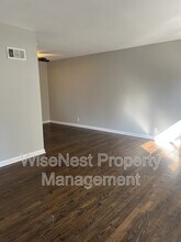 706 NE Orchard St in Lee's Summit, MO - Building Photo - Building Photo