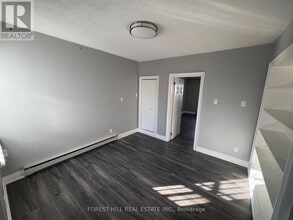 739 The Queensway in Toronto, ON - Building Photo - Building Photo