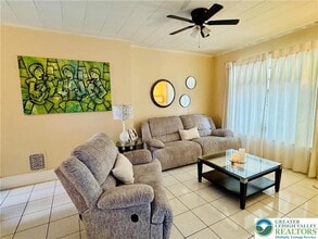 1523 W Chew St in Allentown, PA - Building Photo - Building Photo