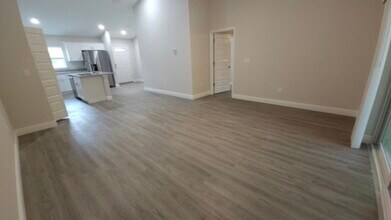 9093 N Peachtree Way in Citrus Springs, FL - Building Photo - Building Photo