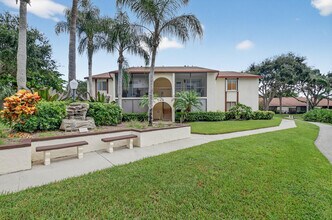 4850 Sable Pine Cir in West Palm Beach, FL - Building Photo - Building Photo
