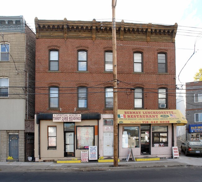 1918 Richmond Ter in Staten Island, NY - Building Photo - Building Photo