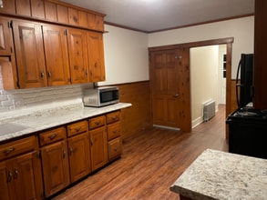 16 Gold St in Stafford, CT - Building Photo - Building Photo