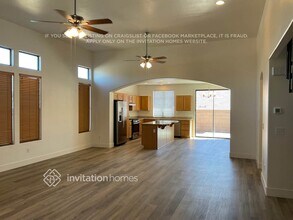 3936 Maldive Isle Ct in Las Vegas, NV - Foto de edificio - Building Photo