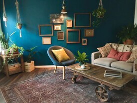 1527 N Hobart Blvd, Unit 1529 1/2