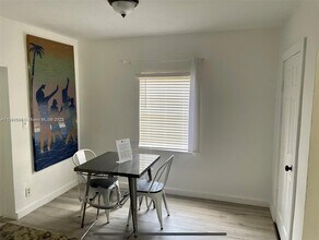 832 NW 76th St in Miami, FL - Building Photo - Building Photo