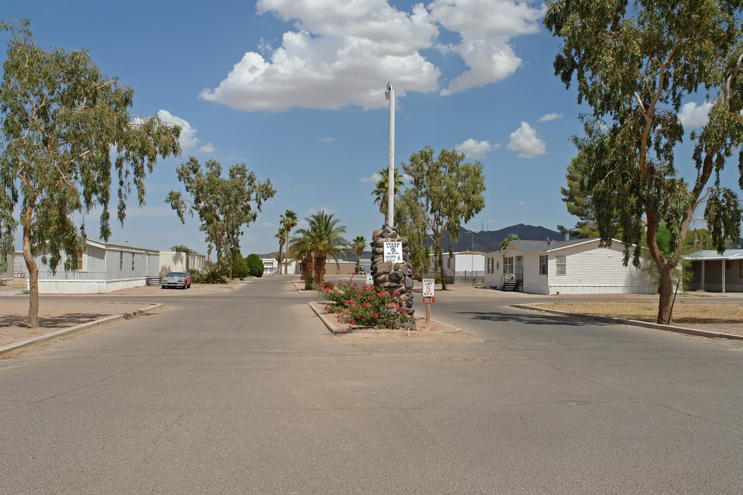 Las Casitas Mobile Home Park in Casa Grande, AZ - Foto de edificio