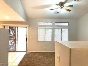 11 Hatten Bay St in Henderson, NV - Building Photo - Building Photo