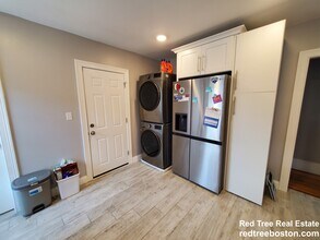 7 Elmira St, Unit 7 in Boston, MA - Building Photo - Building Photo