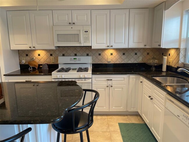 7 Dunoon Pl in Dunedin, FL - Building Photo - Building Photo
