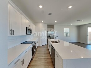 11053 Sanaco Ct in Las Vegas, NV - Building Photo - Building Photo