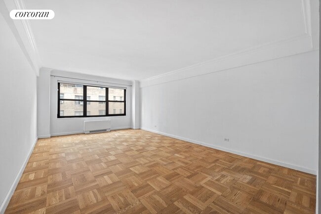 property at 9 E 56th St