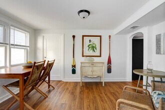 10 S Troy Ave in Ventnor City, NJ - Building Photo - Building Photo