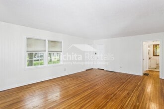 1639 N Garland St in Wichita, KS - Building Photo - Building Photo