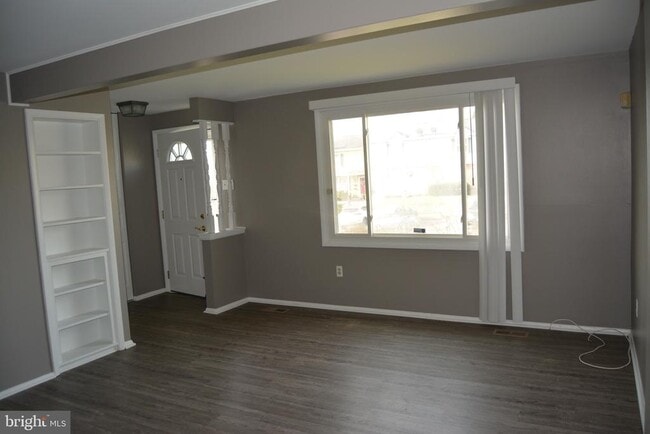 12341 Bonfire Dr in Reisterstown, MD - Foto de edificio - Building Photo