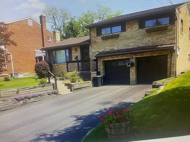 property at 764 Clearview Dr